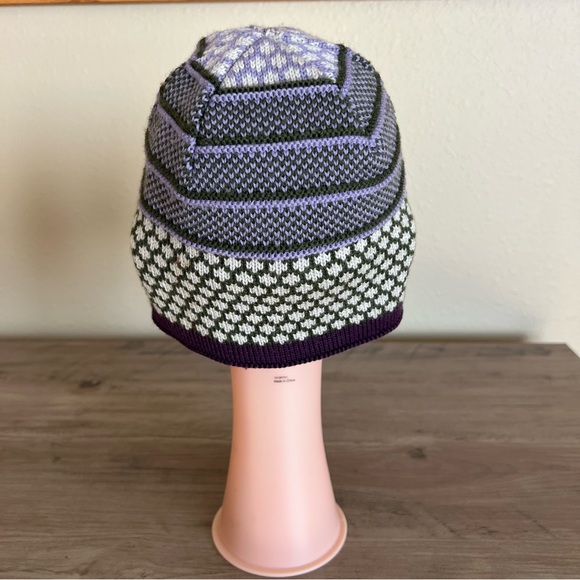 Smartwool Reversible Popcorn Cable Beanie Women’s OS 100% Merino Wool Purple - Picture 3 of 12